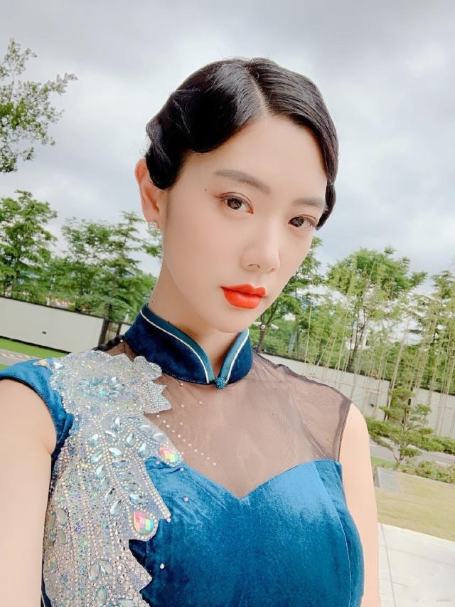 午夜蝴蝶